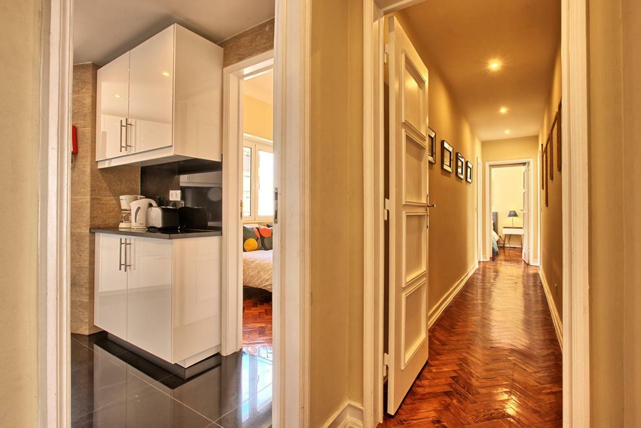 Almirante 3-Four Bedrooms ลิสบอน ภายนอก รูปภาพ