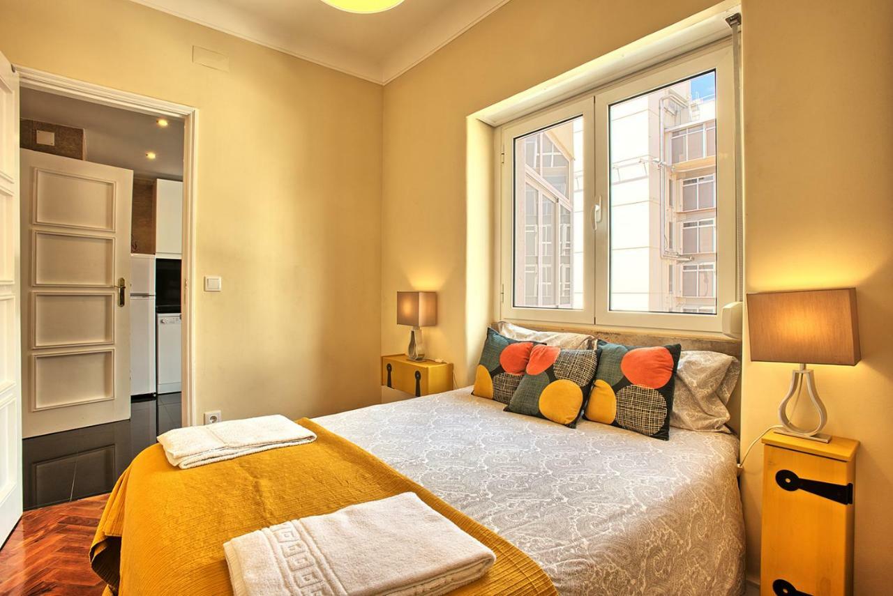 Almirante 3-Four Bedrooms ลิสบอน ภายนอก รูปภาพ