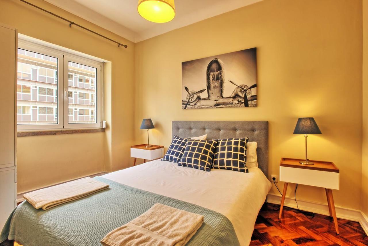 Almirante 3-Four Bedrooms ลิสบอน ภายนอก รูปภาพ