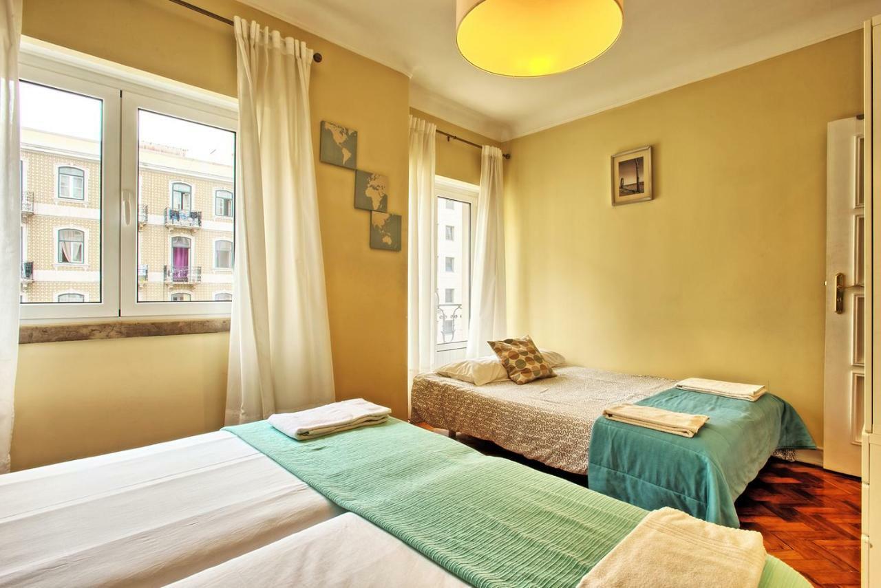 Almirante 3-Four Bedrooms ลิสบอน ภายนอก รูปภาพ
